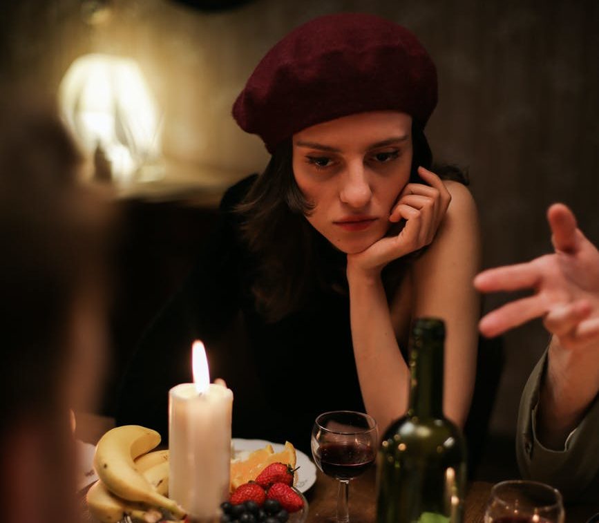 Turista conta experiência trágica em Paris: Férias frustradas